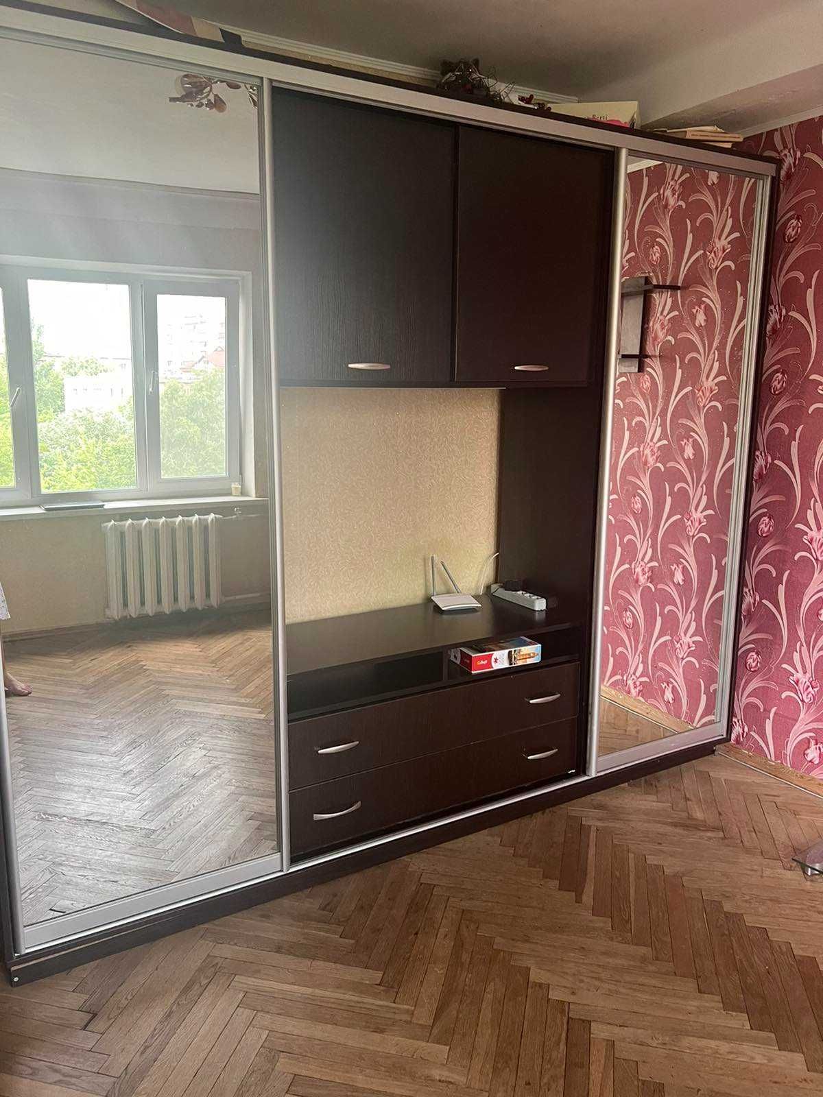 Сдам комнату в 3-х квартире КПИ