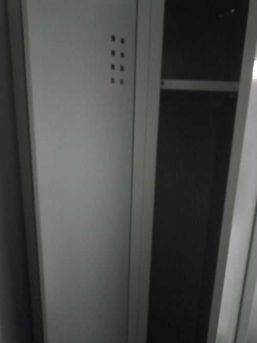 Металева шафа двох дверна