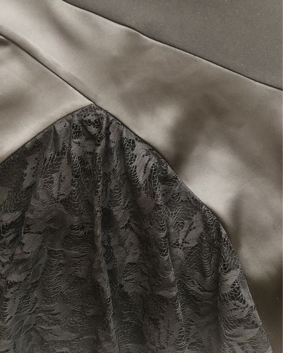 Spodnica marki Morgan - elegancka, czarna, wielofakturowa, rozniar M