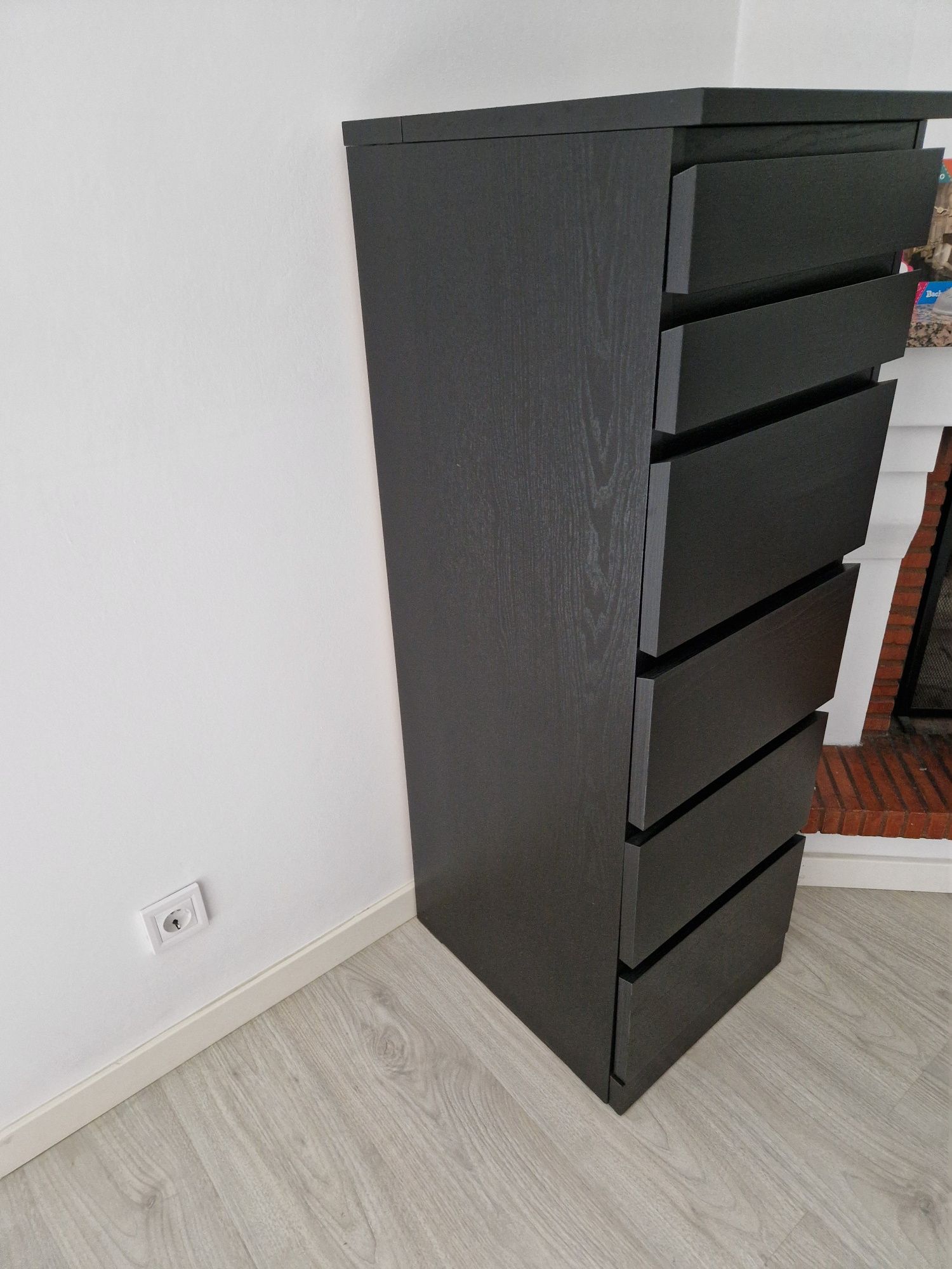 Cômoda IKEA MALM – 6 gavetas [40cm largura) – Ótimo estado!
