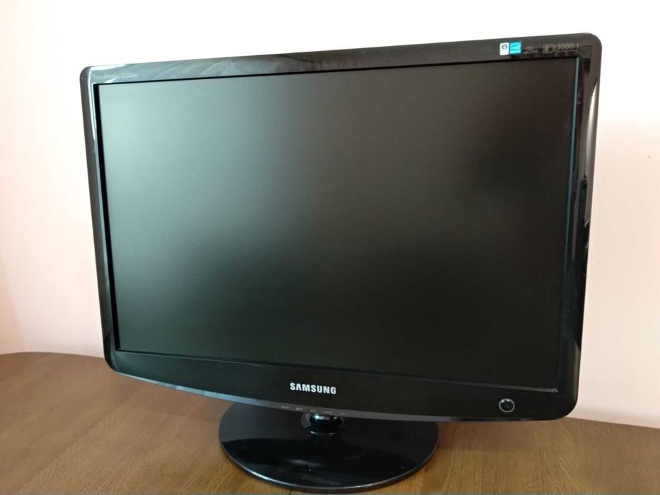 Монитор Samsung SyncMaster 2232BW, 22 дюйма