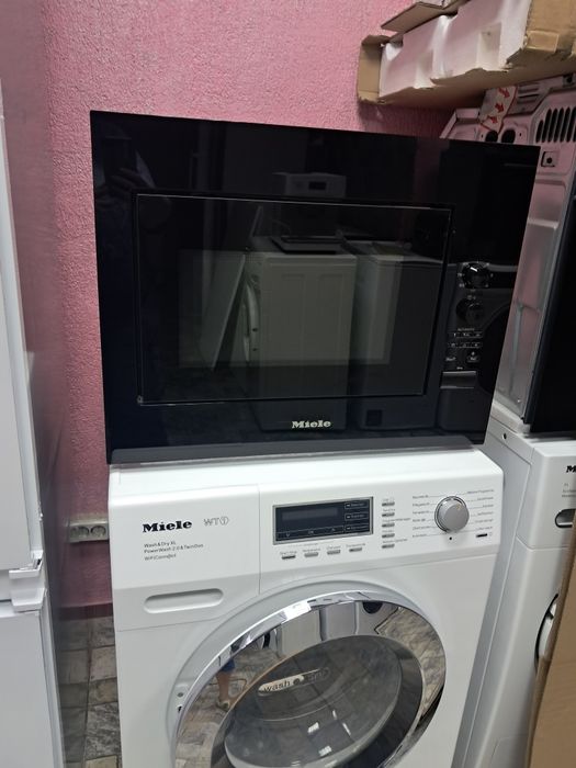 Мікрохвильова піч MIELE  m 8260-2 Німеччина