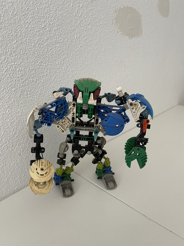 Bonecos bionicle