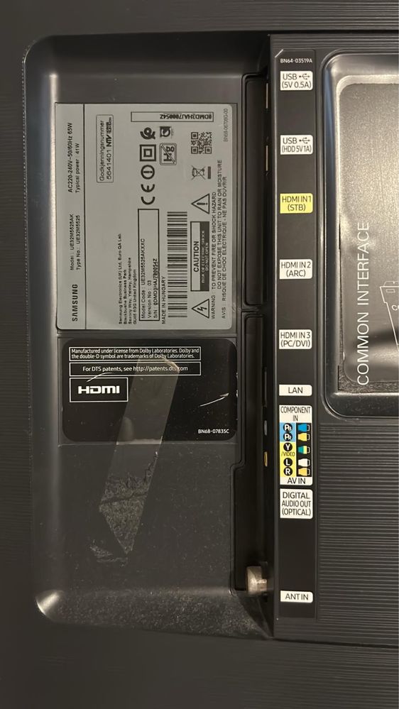 TV Samsung 32’’ Ultra fina + suporte de parede
