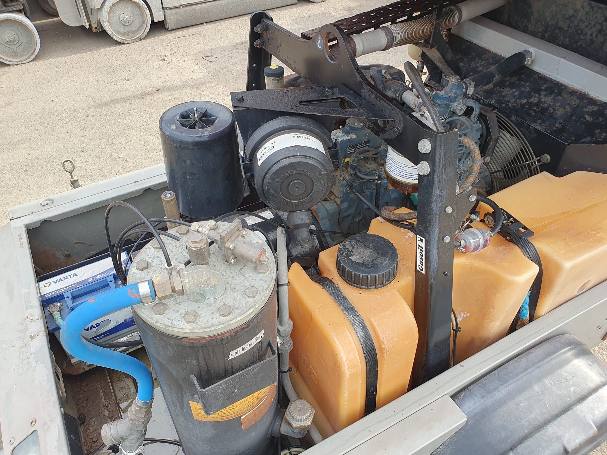 Sprężarka śrubowa Kaeser M50 5m3 kompresor dok. rej. kret piaskarka