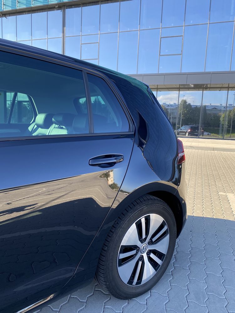 Volkswagen e-golf 2015