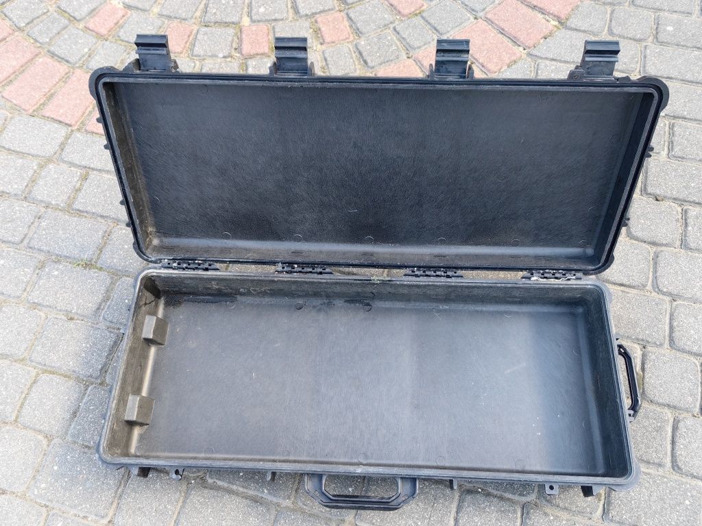 Pelican 1700 skrzynia Offroad wojskowa hermetyczna