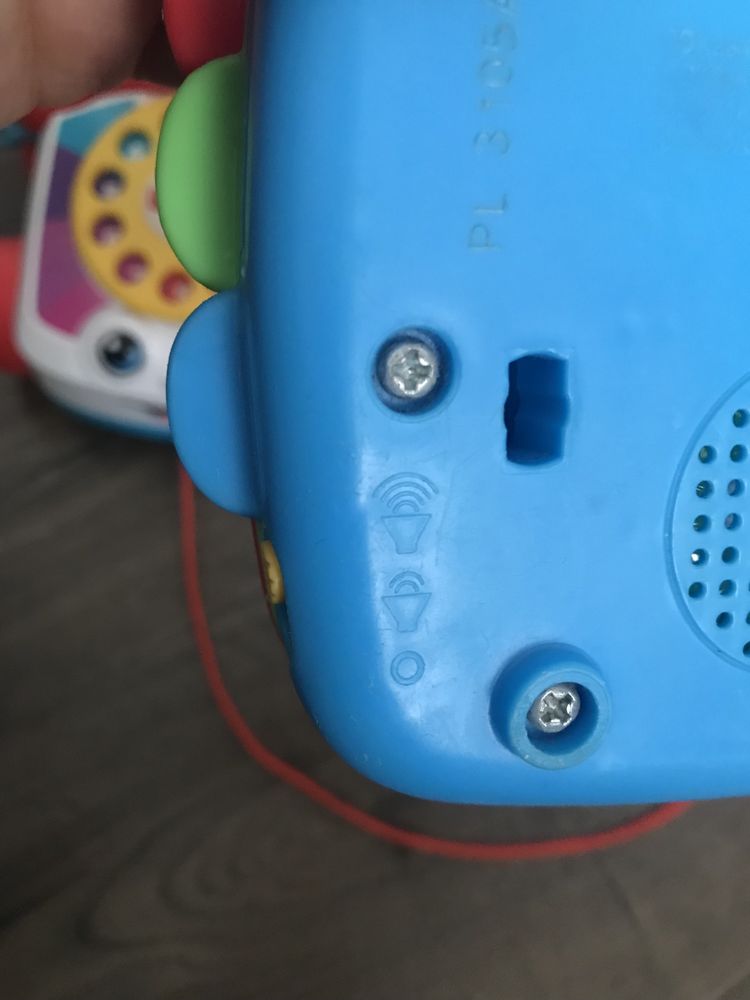 Zestaw zabawki Fisher Price piramida, telefon, książka interaktywna