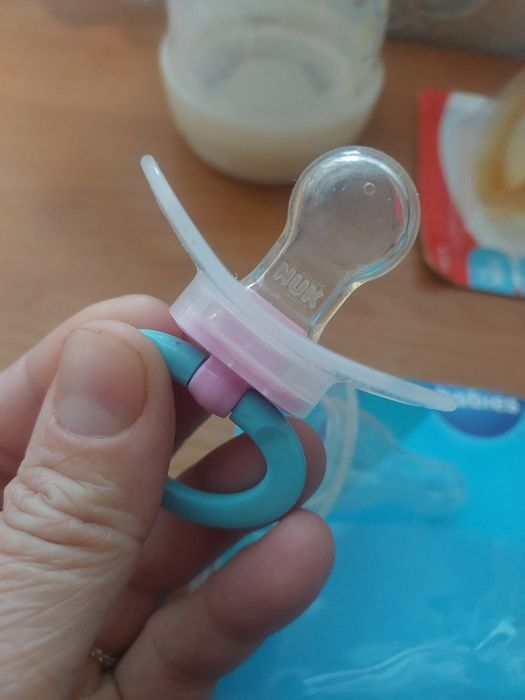 Дитяча бутилочка мам, пустушка нук, нові соски кенпул 2шт