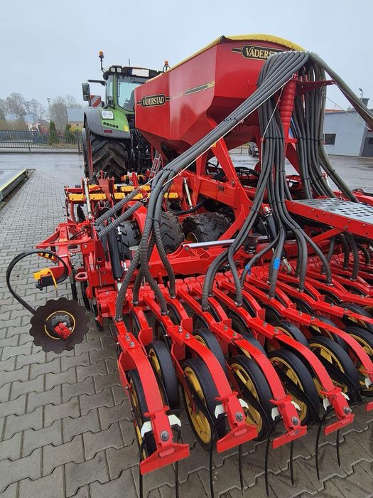 Agregat uprawowo-siewny Vaderstad Spirit 400S rok produkcji 2017