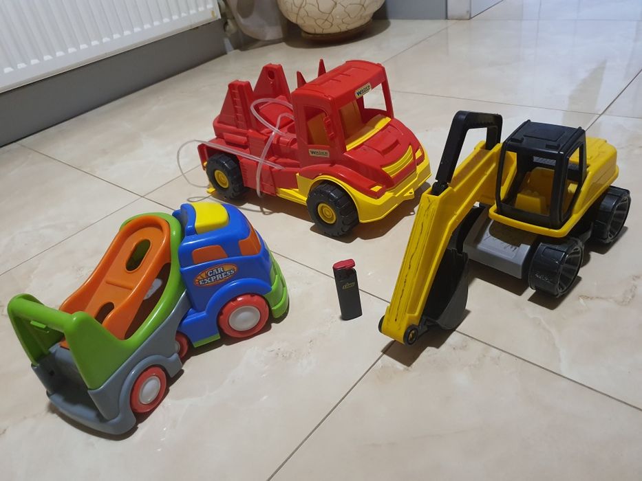 Машинки, мягкие игрушки, разное