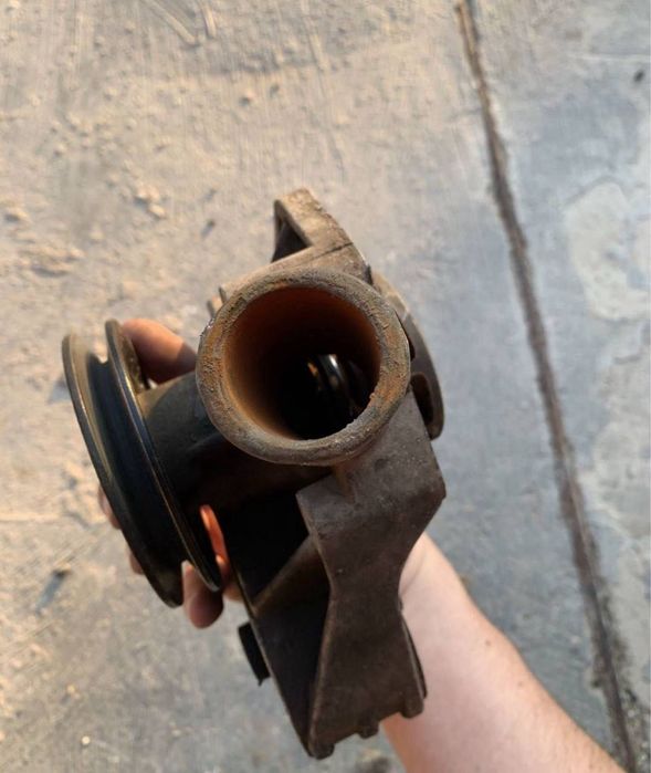 Помпа skoda Felicia 1.3