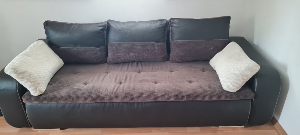 Sofa rozkładana z funkcją spania