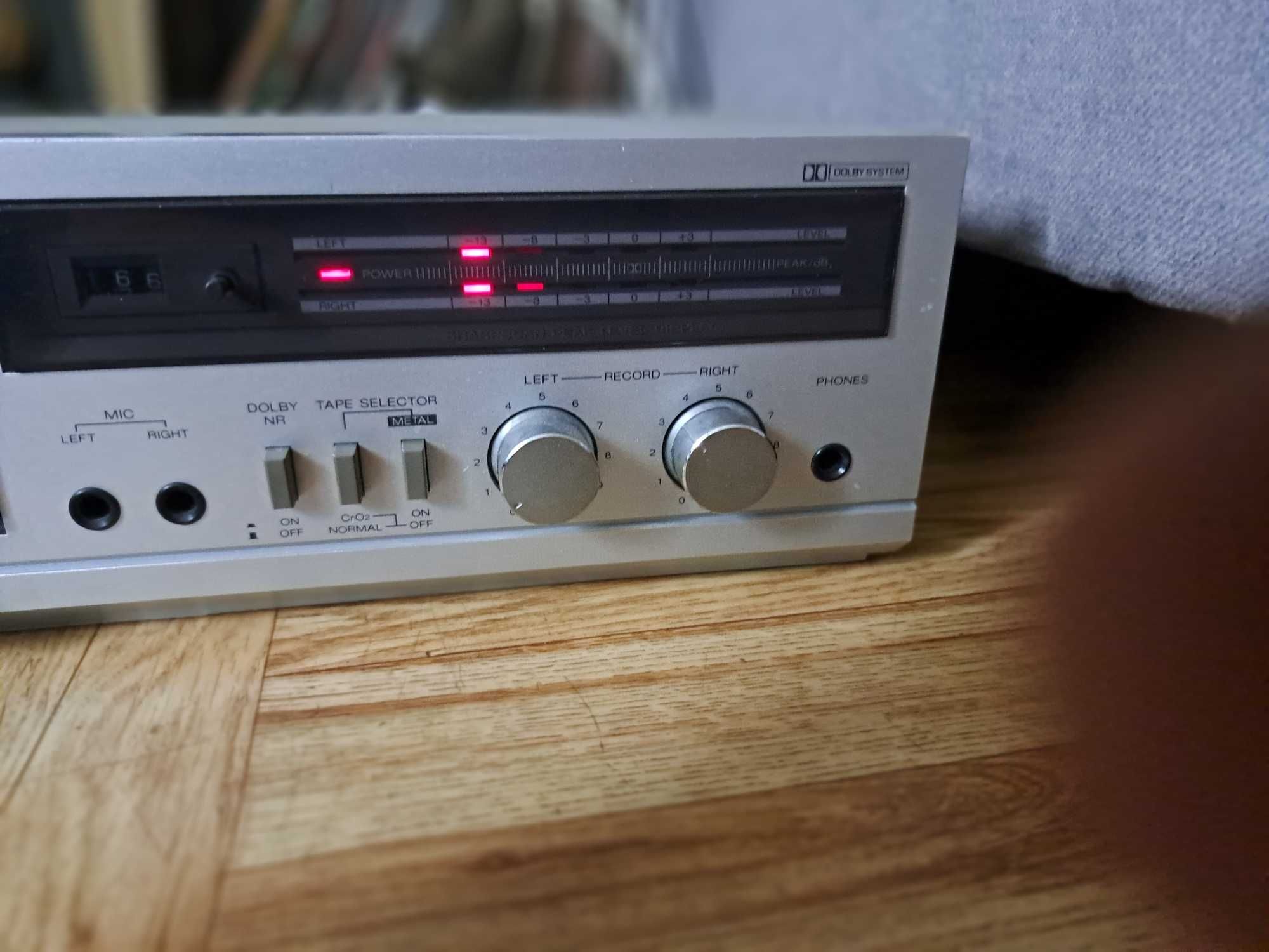 Magnetofon kasetowy Sharp deck -RT-100