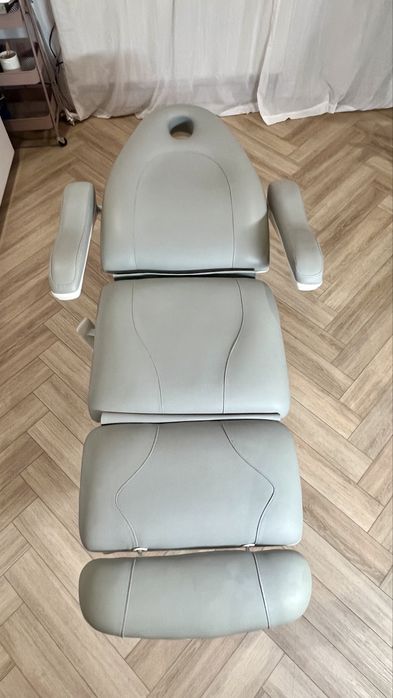 Fotel kosmetyczny elektryczny
