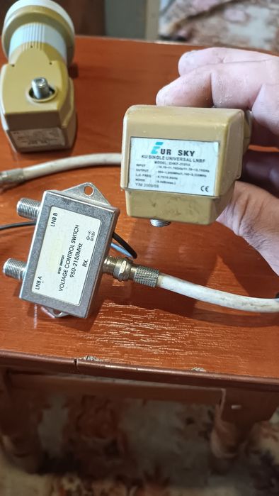 Продам головки до супутникової антени