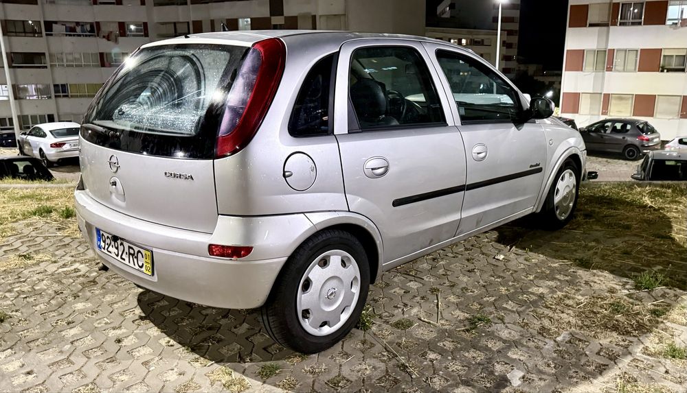 Opel corsa c 1.2 16v