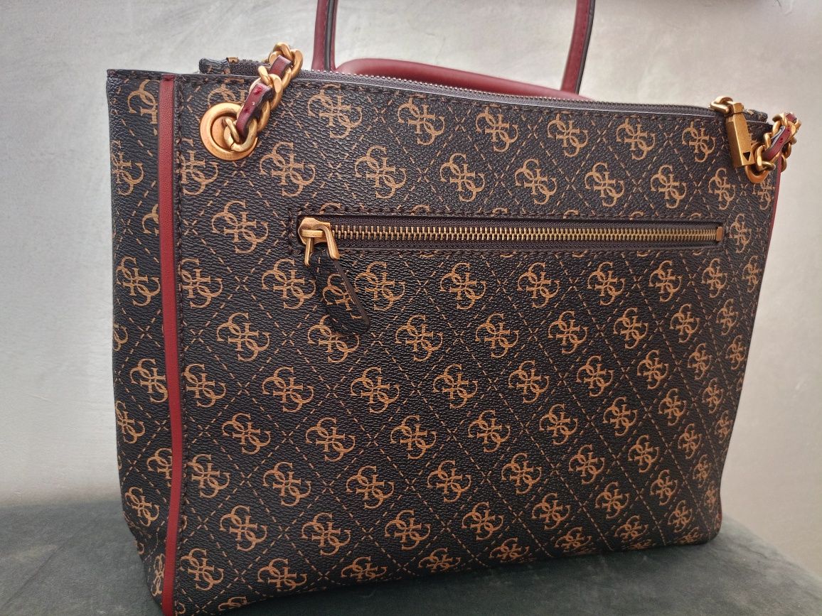 Сумка від Guess оригінал
