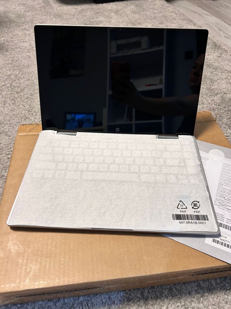 Ноутбук HP Pavilion x360 14-ek 8/512GB Silber