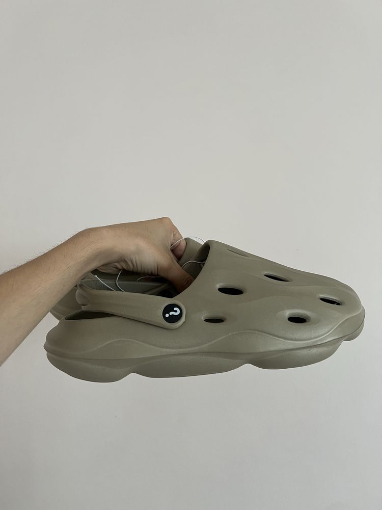 Крокси Унісекс Yeezy Нові!