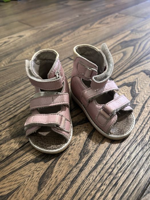 Безкоштовно.Антиварусні сандалі 12 см(13 розмір) Ортофут