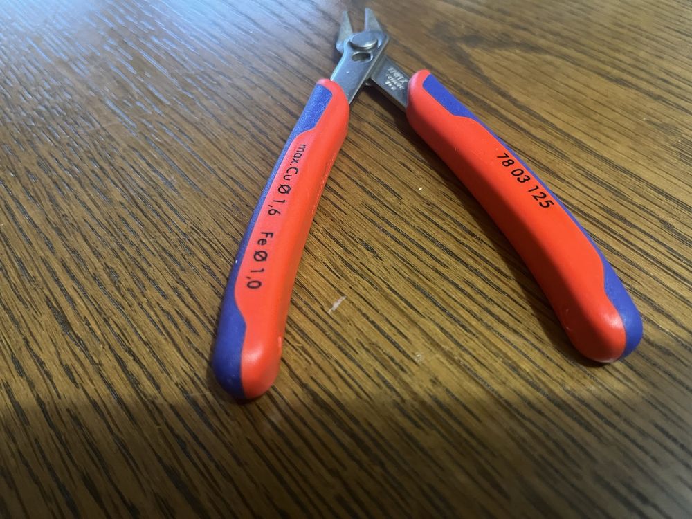 Szczypce Knipex 78.03.125