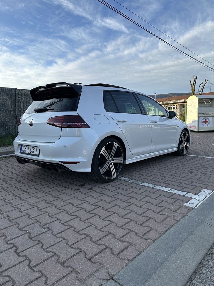 Volkswagen Golf 7R