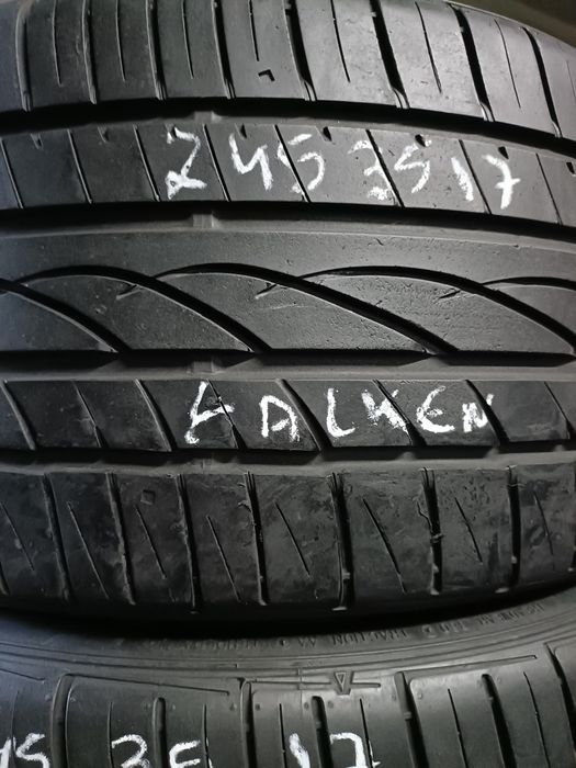 Pneus  245/35/17