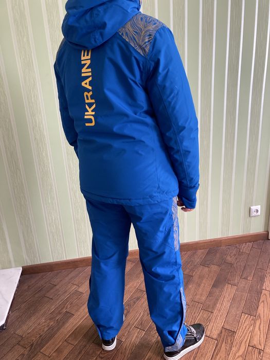 Peak. Зимовий спортивний костюм.