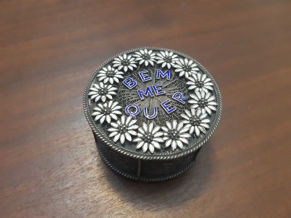 Caixa prata e esmalte (Portugal) 1900's