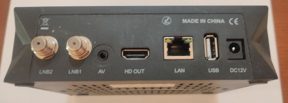 Axas HIS Twin+ Enigma2 OpenATV