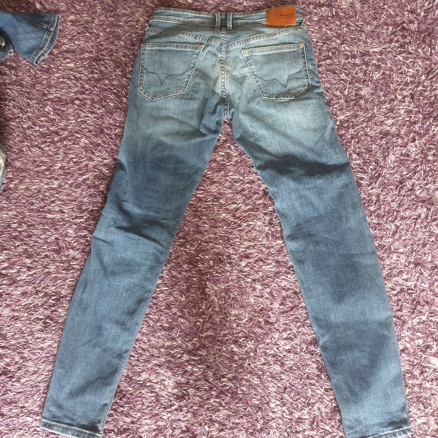 Sprzedam spodnie jeans Pepe Jeans