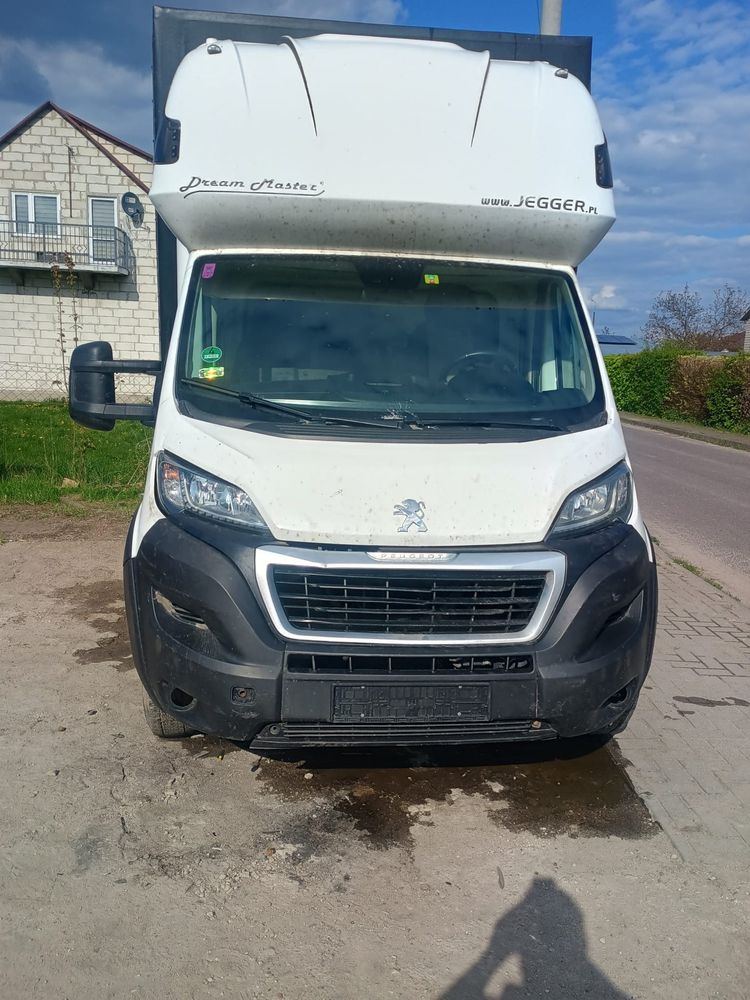 Peugeot boxer 10ep międzynarodowa wymiary w środku 505/228/260h