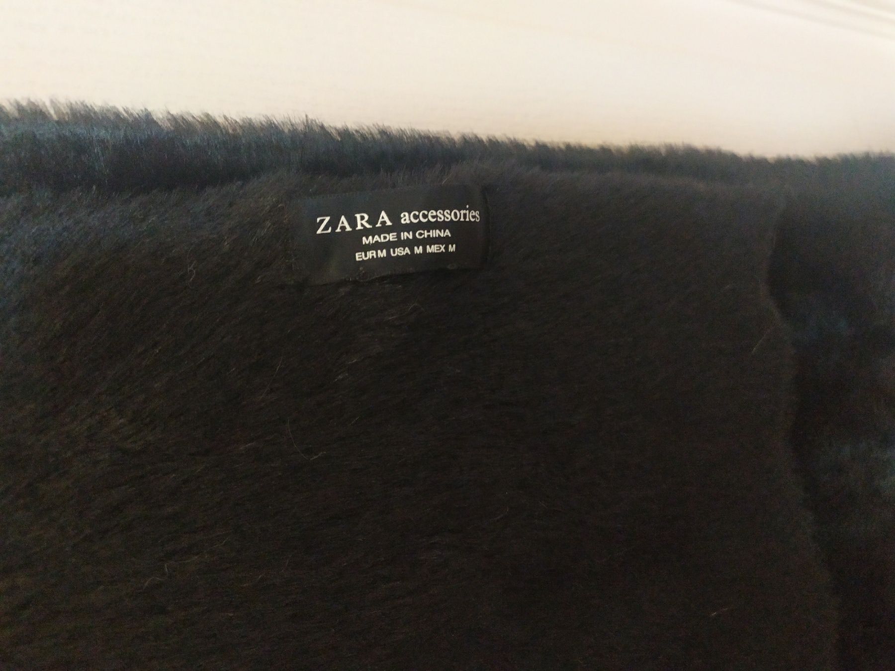 Новые тёплые шарфы Zara