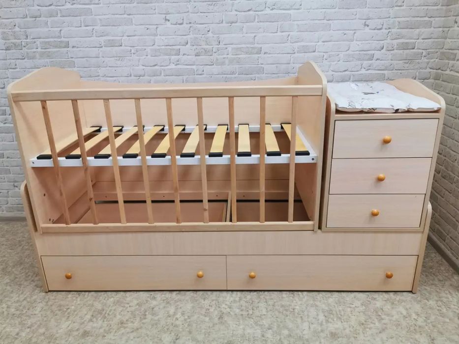 Ліжечко дитяче трансформер 3 в 1 з шухлядами, маятником