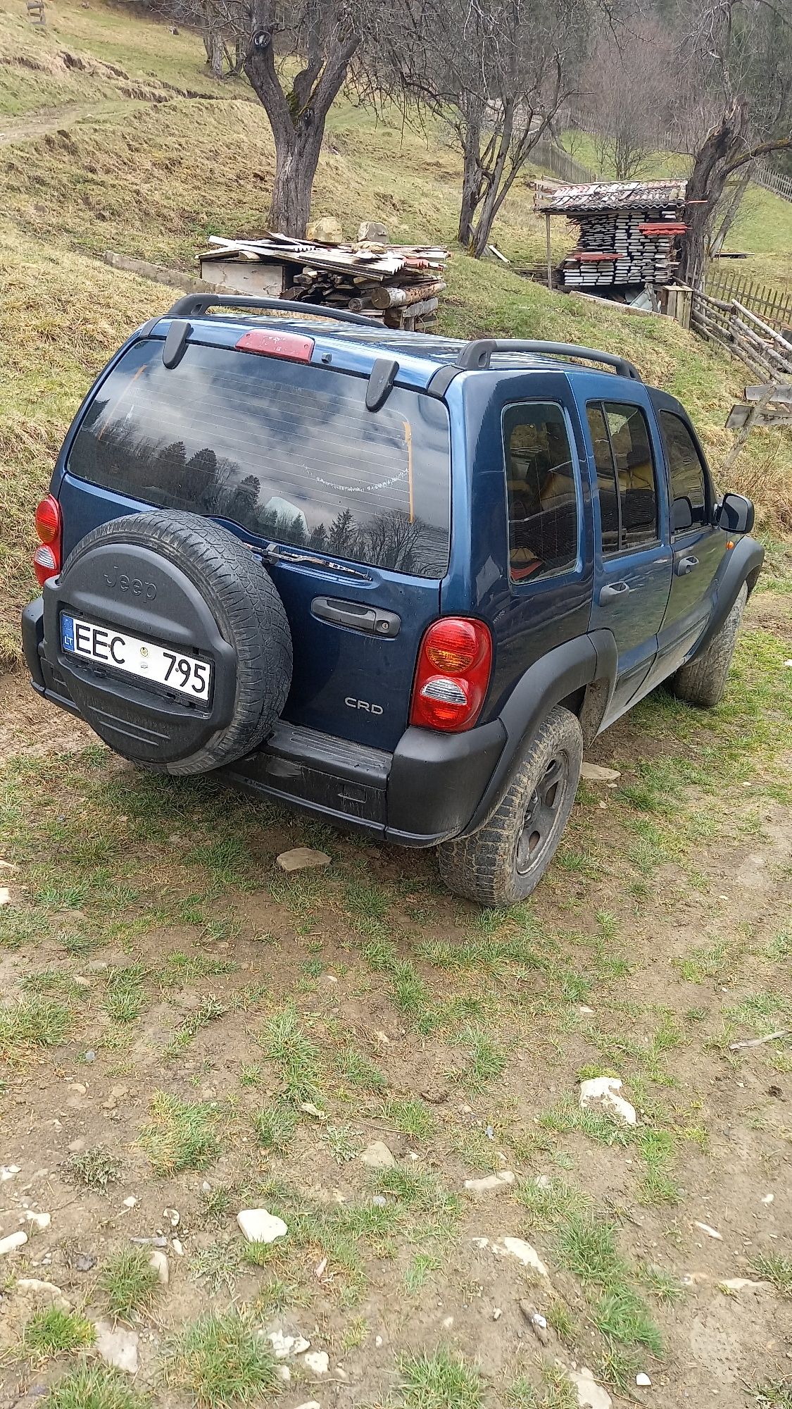 Продам JEEP LIBERTY (cherokee sport)