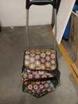 Trolley compras em bom estado