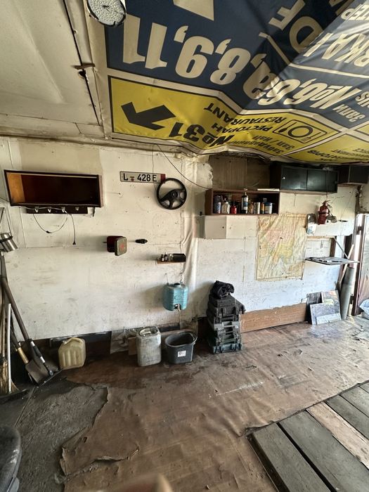 Гараж двоповерховий металевий Виноградар