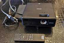 Проектор лазерний Epson EF-11