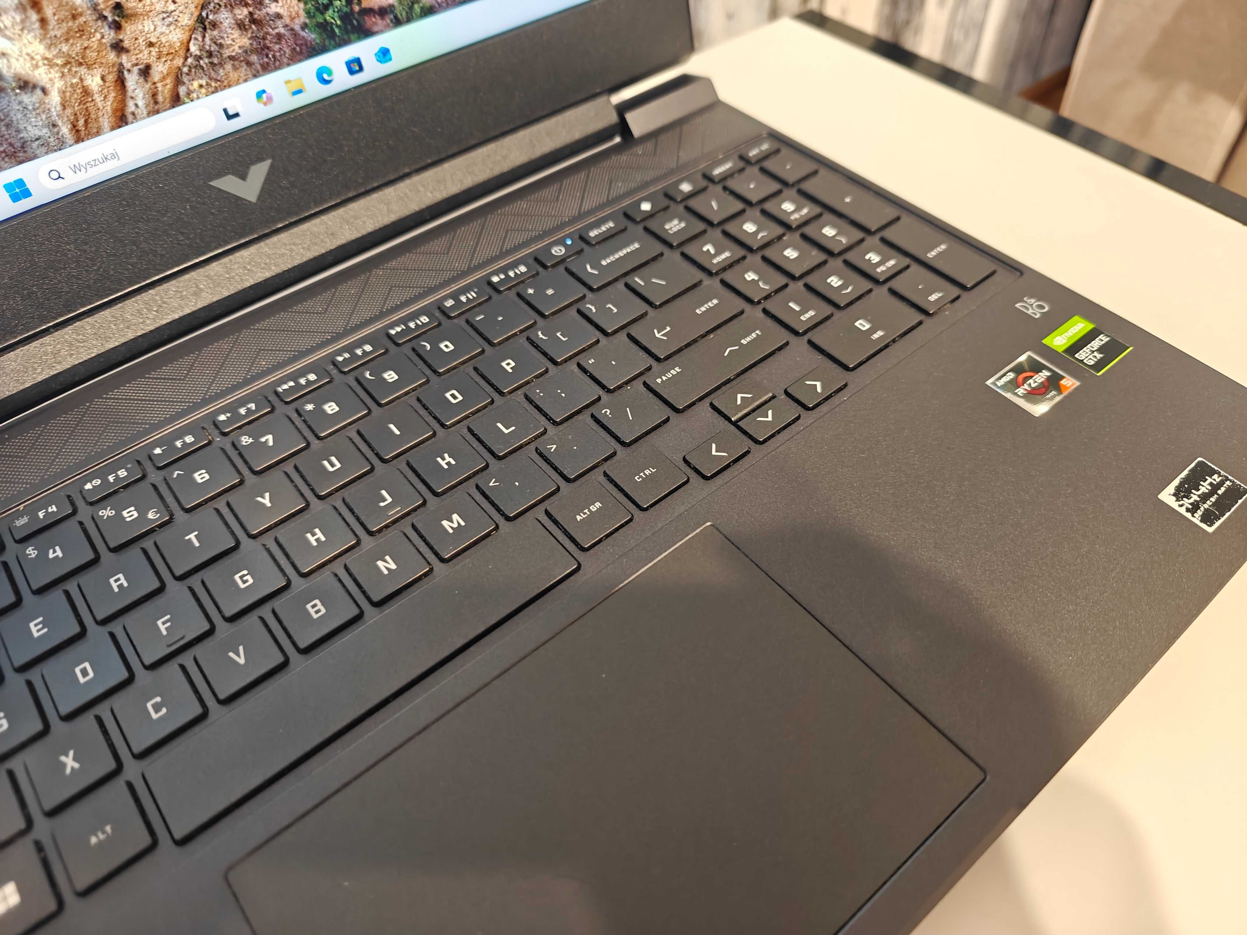Laptop HP Victus 15 LED IPS Ryzen 5600h 16gb ram 2TB SSD GTX 1650