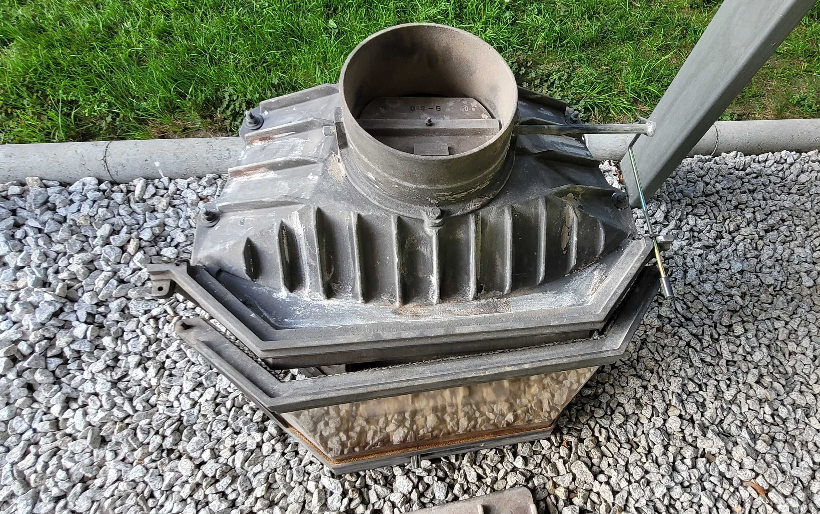 Kominek - żeliwny wkład kominkowy BLANZEK 700P z szybą trapezową