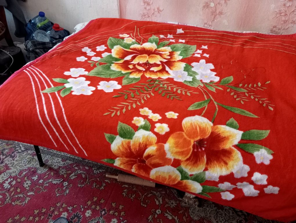 Плед,2 штуки,б/у