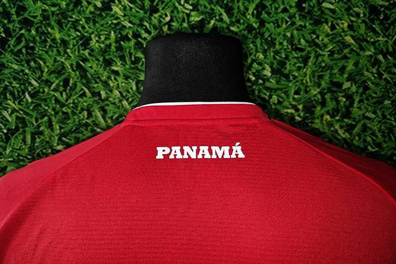 Panama Federación Panameña de Fútbol 2018-19 home size M-L