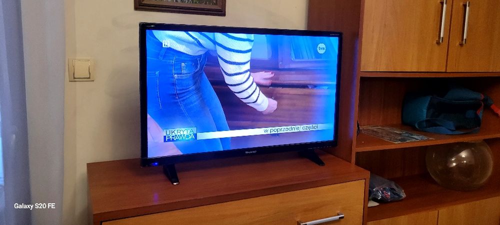 1telewizo Sharp 32 cale