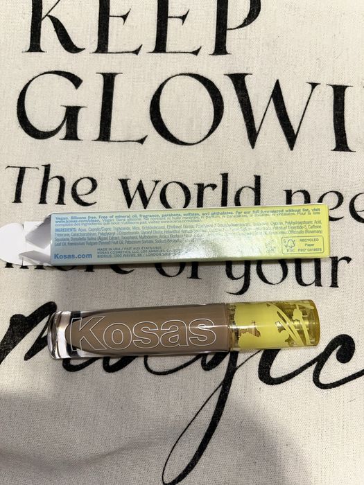 Kosas Revealer Concealer Super Creamy + Brightening Concealer