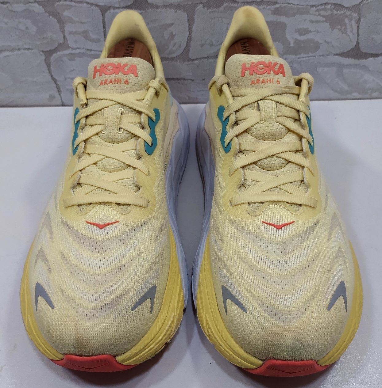 кросівки Hoka Arahi 6 42р/26.5см