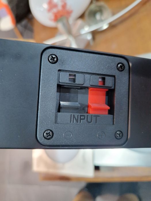 Coluna  Central Yamaha NS- C60