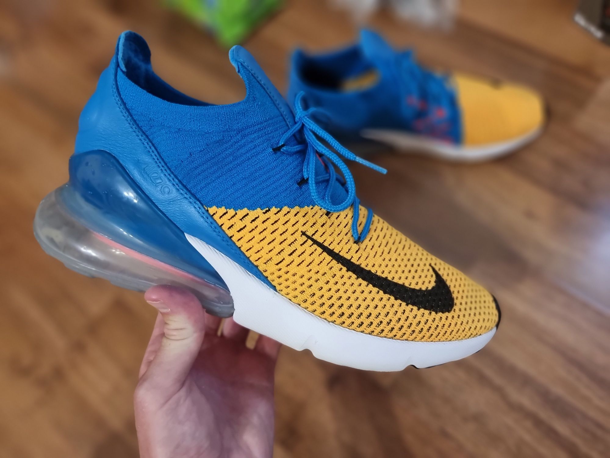 Nike air Max270 стілька28 см оригинал кроссовки мужские