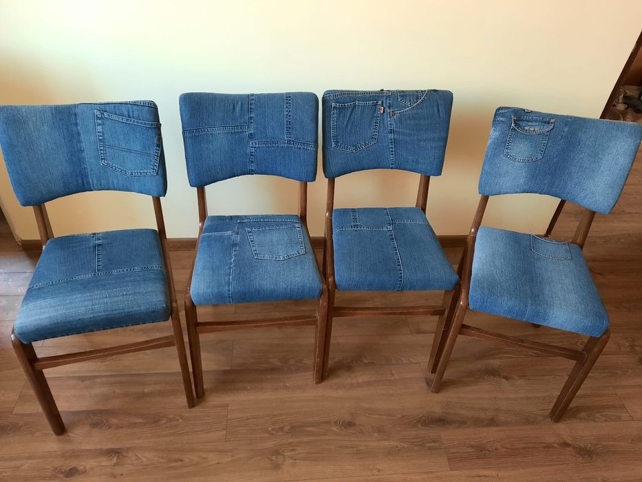 Krzesła - komplet 4 sztuki
