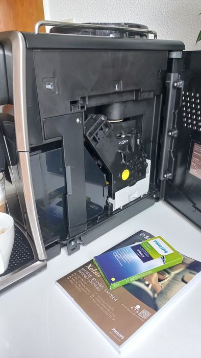 Кавомашина Saeco Xelsis SM7583